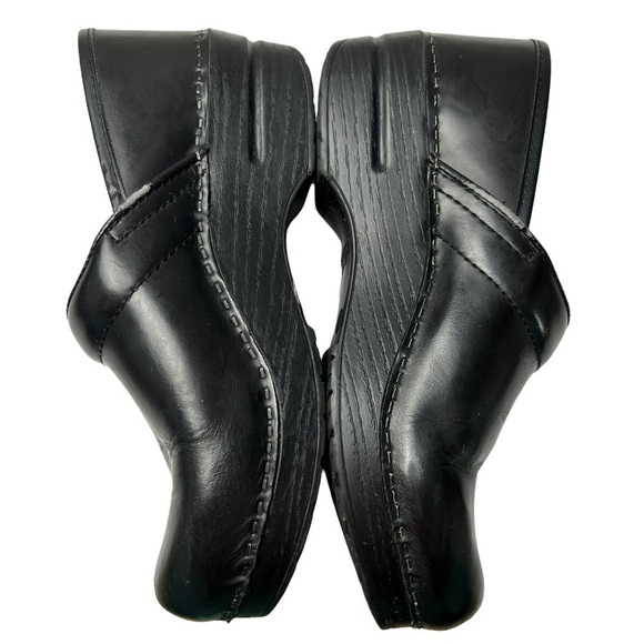 Dansko Black Cabrio Waterproof Pull on work Clogs Size 8.5 /9US (39) - Picture 5 of 9